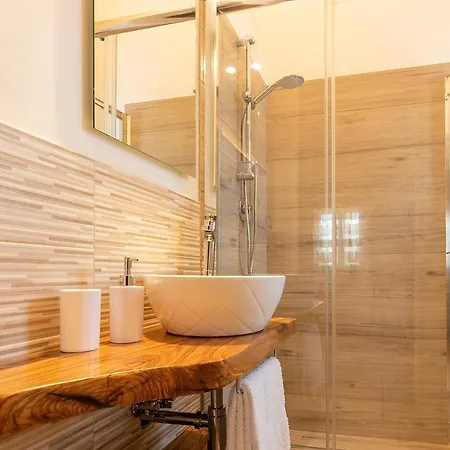 La Carezza Del Sole - Private Villa